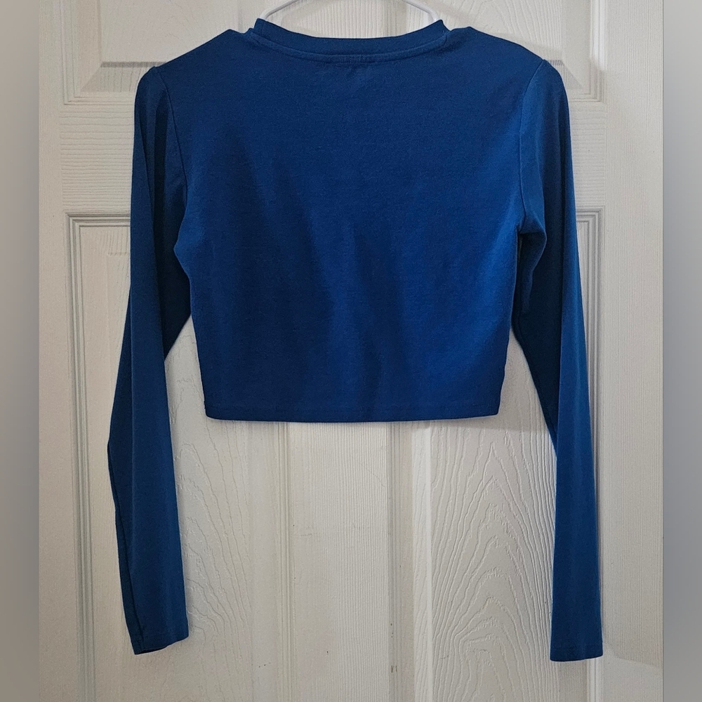 Zara Cropped Tee - Picture 2 of 3